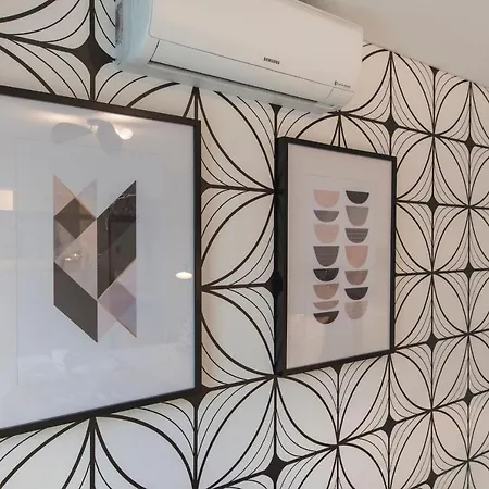 Lovelystay - Modern And Colourful Flat In The Heart Of Graca Apartment *