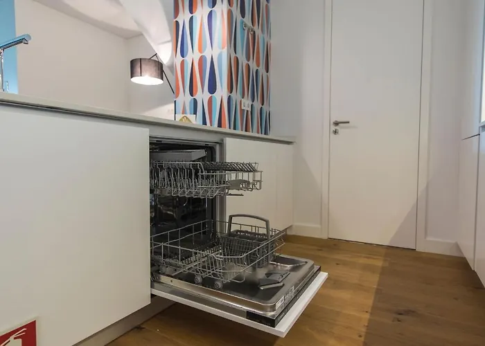 Modern And Colourful Flat In Graca By Lovelystay شقة Lisboa