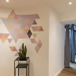 Modern And Colourful Flat In Graca By Lovelystay Διαμέρισμα *