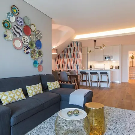 Modern And Colourful Flat In Graca By Lovelystay 아파트 리스본