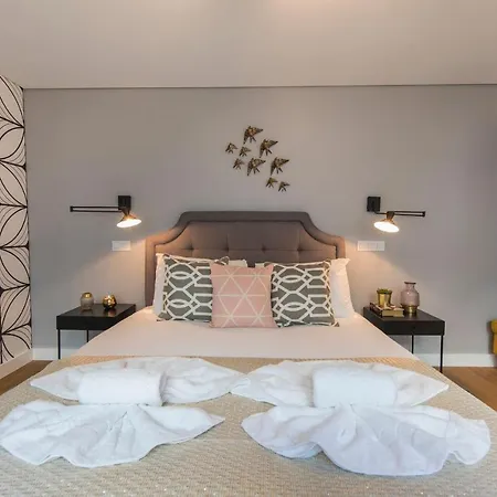 Apartamento Modern And Colourful Flat In Graca By Lovelystay *